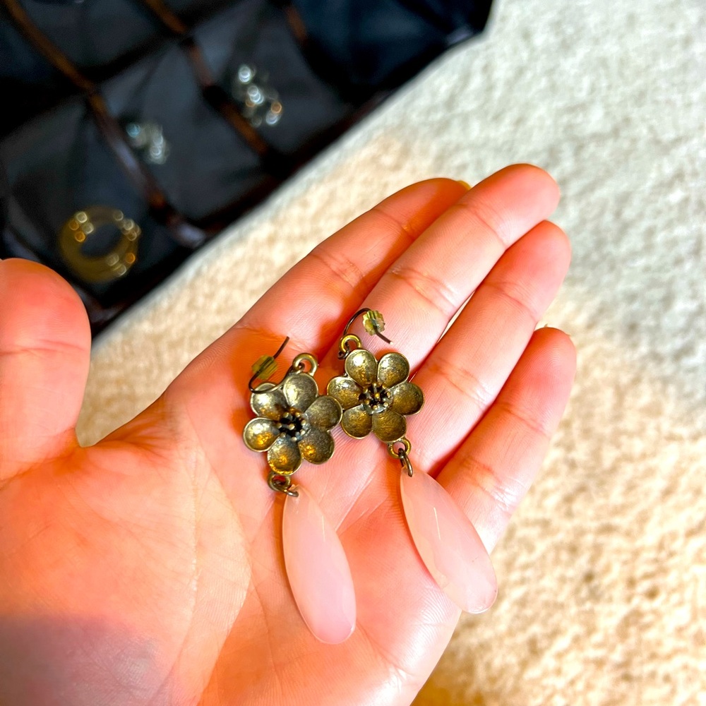 Earrings gently used